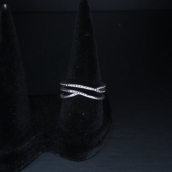 Silver Color 3 Banded Ring - Picture 9 of 9